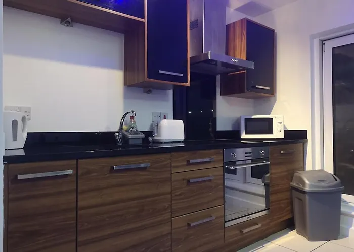 Apartment Modern 1 Bed Centre *