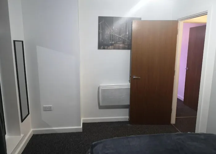 Modern 1 Bed Centre 公寓 *